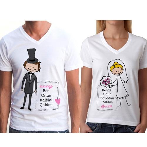 Sevgili Olduğunuzu Sokaklarda Çevrenize İlan Edeceğiniz 20 T-Shirt