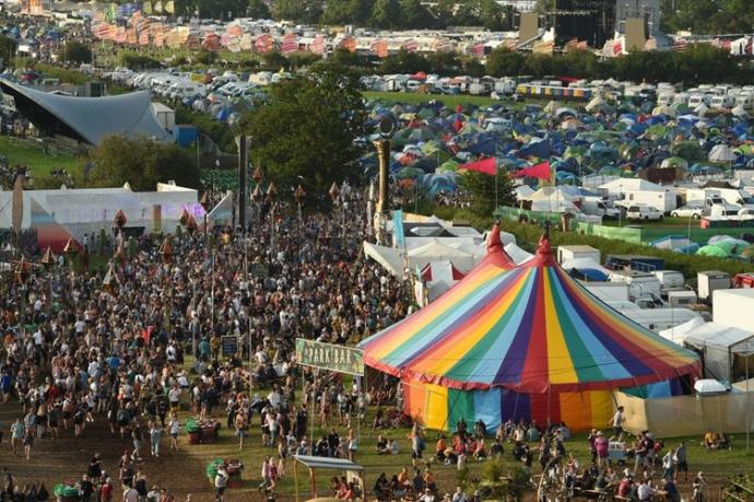 Yaz Festivali Heyecanı Alarmı: Dünyanın En Büyük Açık Hava Festivali Glastonbury 2019 Başladı!