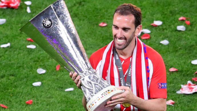 Futbol Dünyasında Yaz Aylarının Transfer Piyasası: Türkiye ve Dünyada Biten Transferler!