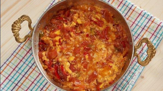 Patatesli ve Pastırmalı Menemen Tarifim!