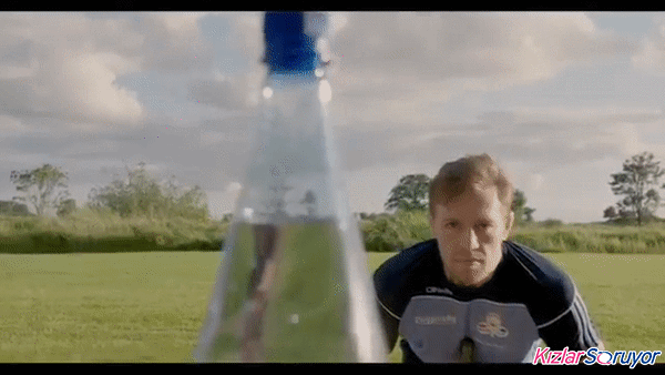 Dünyayı Sallayan Son Akım: Bottle Cap Challenge