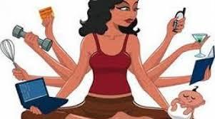 10 Maddede Yalnız Yaşayan Kadın Kimdir, Kim Değildir?