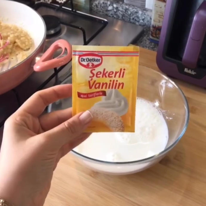 Çoğumuzun Sevdiği Geleneksel Bir Tat: Un Helvası