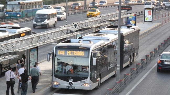 15 Temmuz'da İstanbul'da Toplu Taşıma Araçları Ücretsiz Oldu