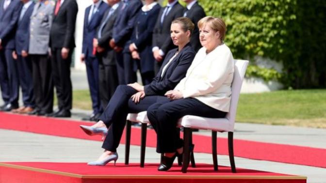 Angela Merkel'in Titreme Nöbetlerine Sandalyeli Önlem!