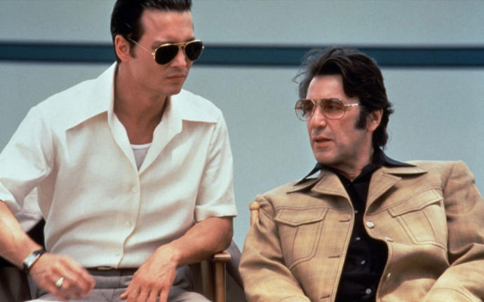 Johnny Depp Hayranlarının Aşığı Olduğu En Mükemmel 5 Filmi!