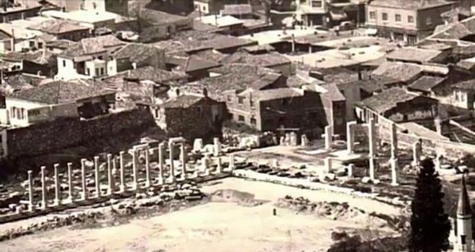 İzmir'e Aşık Bir Adamın Hikayesi: Pamuk Şekeri Sesli Adam Dario Moreno