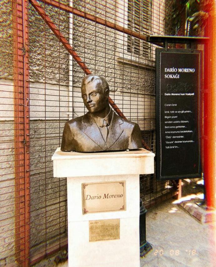 İzmir'e Aşık Bir Adamın Hikayesi: Pamuk Şekeri Sesli Adam Dario Moreno