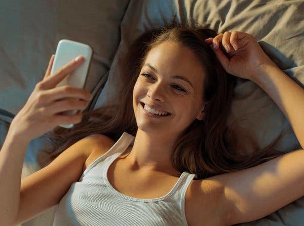 Sexting (Erotik Mesajlaşma) Nedir, Nasıl Olur?