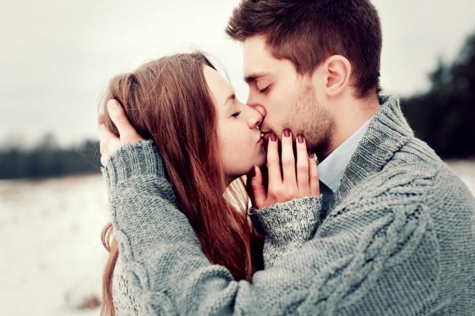Unutulmaz Öpücüğe Adım Adım 💋