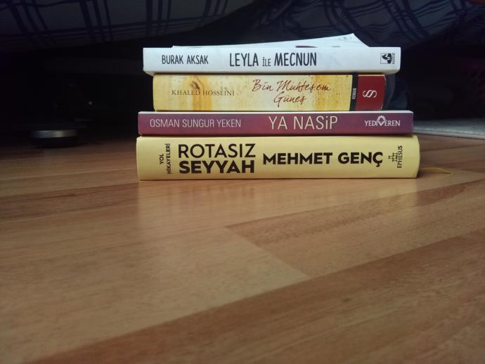 Tavsiye Ettiğim 4 Efsane Kitap!