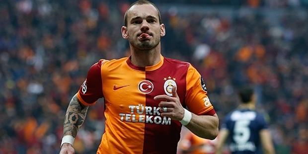 Üç Büyüklerde Forma Giymiş En Kariyerli Futbolcular