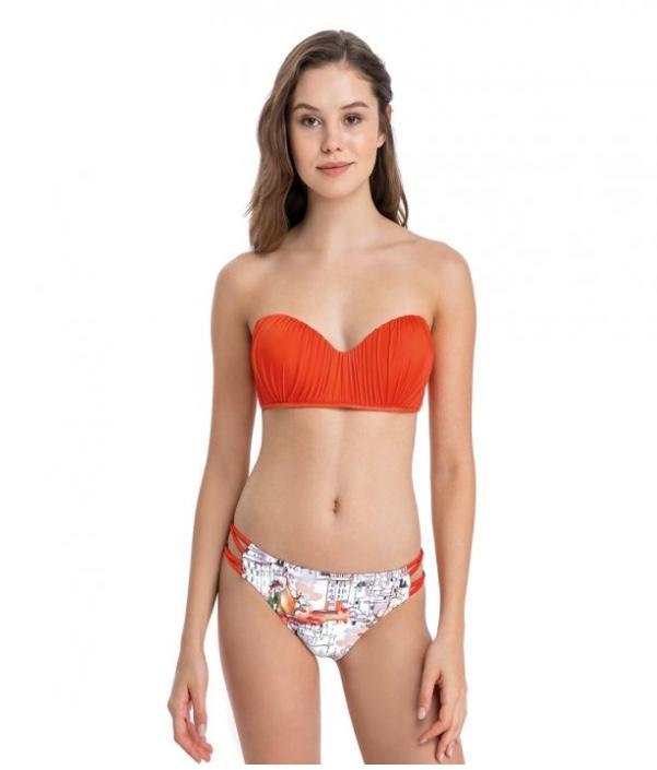 Dagi kaplı bikini