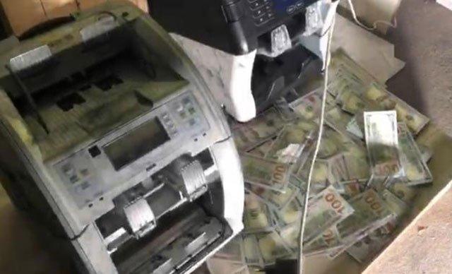 Sahte Dolarlar