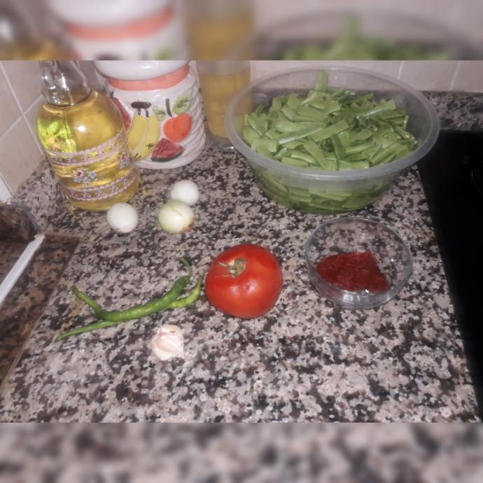 Hem Sağlıklı Hem Lezzetli: Yaz Aylarının Gözdesi, Ayşe Kadın Fasulyenin Yapımı!