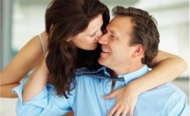 Kadınların Olgun Erkekleri Tercih Etme Sebepleri