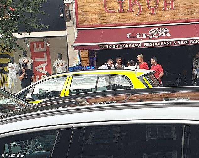 Mesut Özil'e Londra'da Bıçaklı Saldırı! (Video Haber)