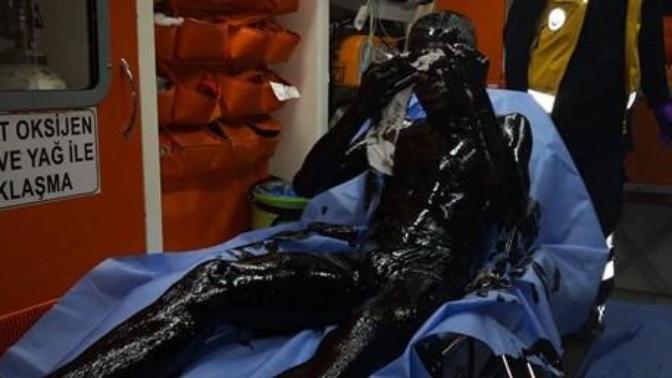 Bu Adamın Heykeli Dikilir! Kediyi Kurtarmak İçin Fuel-Oil Dolu Kuyuya Atladı!