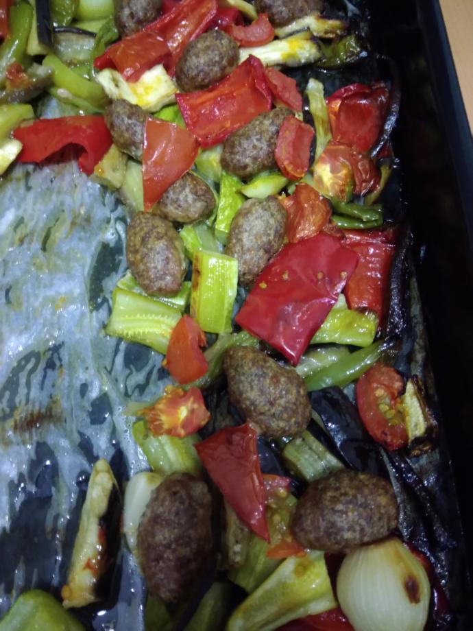 Köfte ve Cacık İkilisine Farklı Bir Yorum Kattım