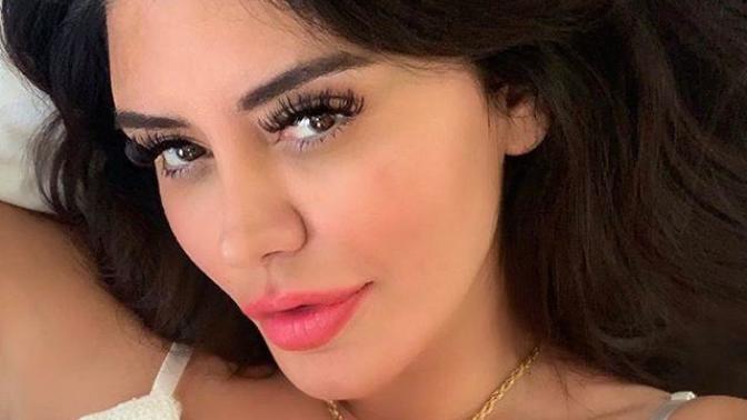 Hadise'den sonra Ebru Polat da Reynmen'in "Ela" Şarkısıyla Yürekleri Hoplattı! (Video Haber)