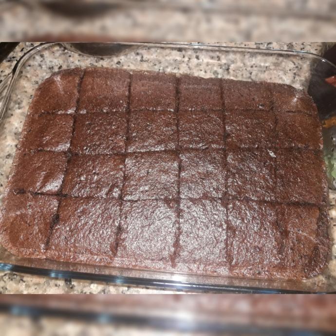 Kek Değil de Sanki Bir Sufle: Sufleye Benzeyen Islak Kek Yapımı!
