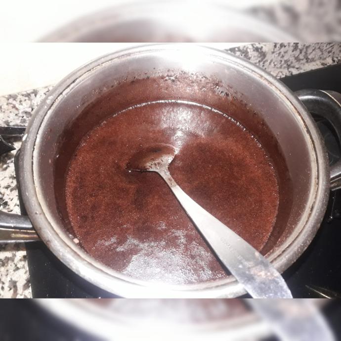 Kek Değil de Sanki Bir Sufle: Sufleye Benzeyen Islak Kek Yapımı!