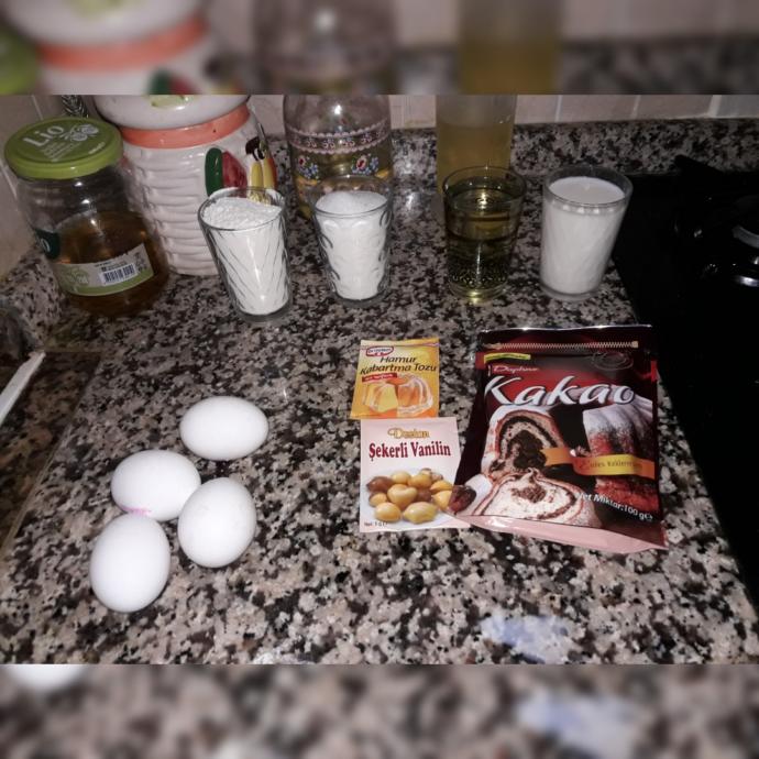 Kek Değil de Sanki Bir Sufle: Sufleye Benzeyen Islak Kek Yapımı!