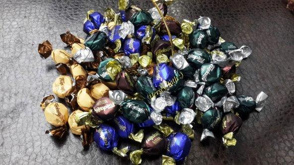 Fondante İçi Dolgulu Şeker 1 Kg