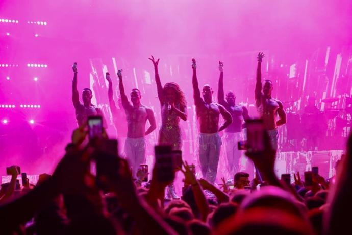 Antalya'da Jennifer Lopez Rüzgarı Esti