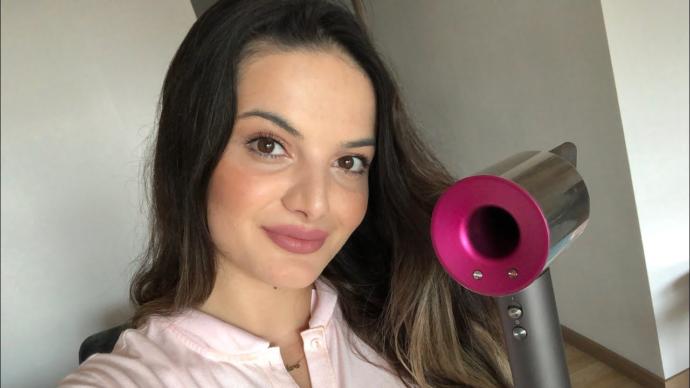 Düz Saçlara Sahip Olanların Şanslı Olduğunu Gösteren 5 Madde!