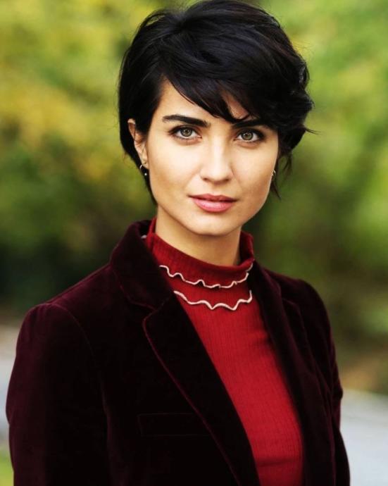 Tuba Büyüküstün