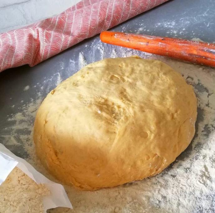 Evdeki Malzemelerle Kolay Pizza Tarifi! 🍕🍕