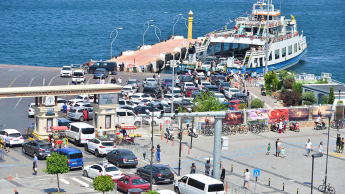 Çanakkale Arabalı Vapur İskelesi