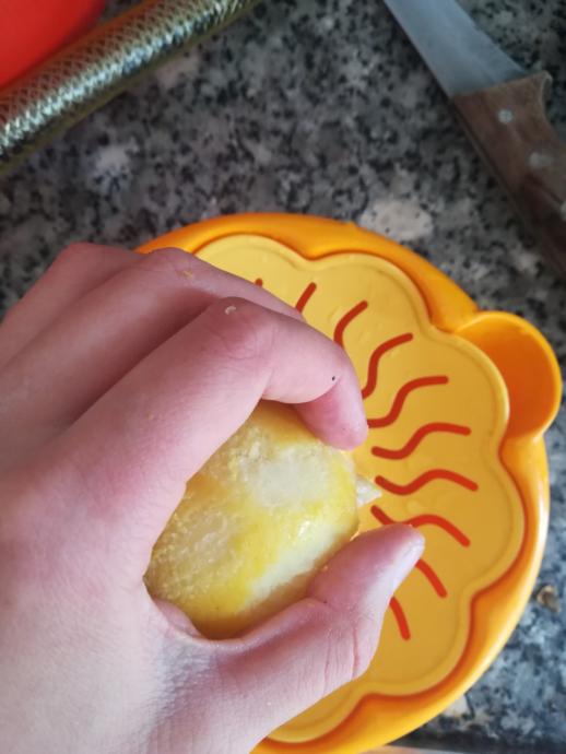 Yaz Sıcaklarını Biraz Daha Hafifletmek İçin Nefis Ev Yapımı Limonata Tarifim!
