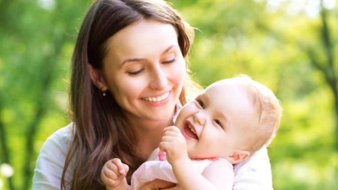 Yeni Anne ve Baba Olanlar İçin Bebek Bakımında Sakinliği Korumanın Püf Noktaları