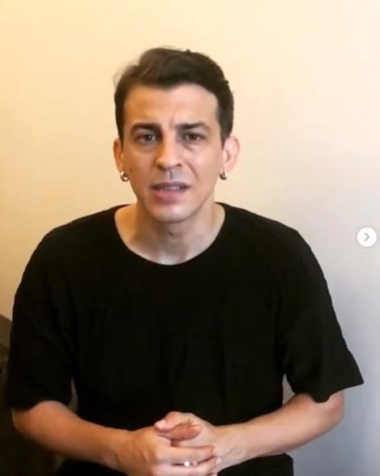 Norm Ender - Reynmen'e ilk pası atıı.