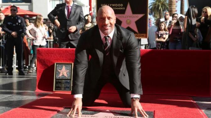 Dünyanın En Çok Kazanan Aktörü Olan Dwayne Johnson Parasını Nasıl Harcıyor?