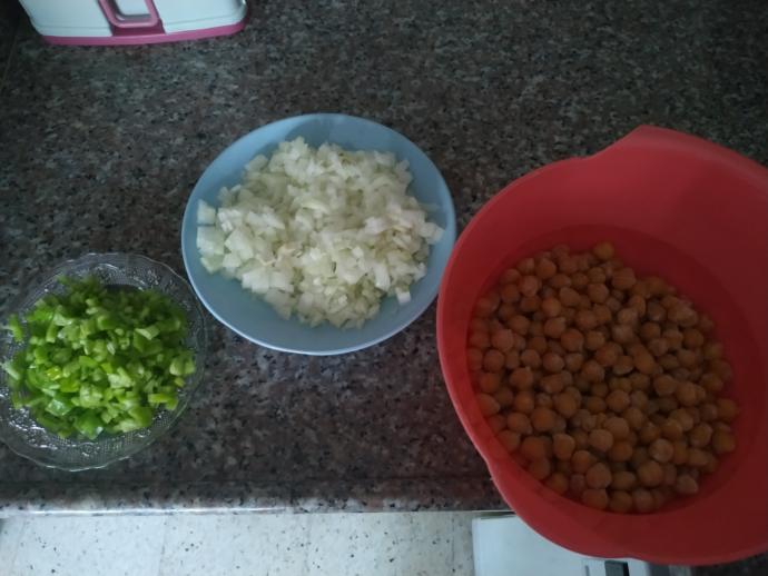 Pilavın Yanına Yakışacak Sulu Bir Lezzet: Nohut Yemeği