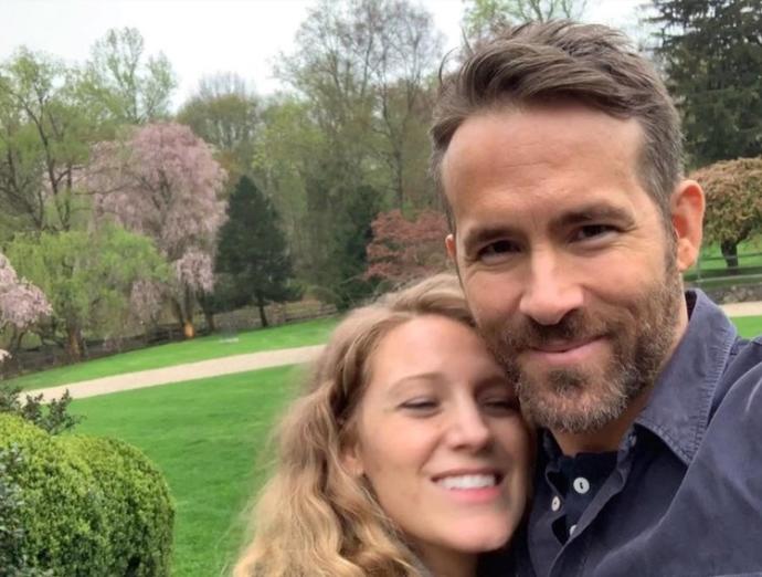 Hollywood'un En Troll Çifti: Ryan Reynolds Eşinin Doğum Gününü de Trolleyerek Kutladı!
