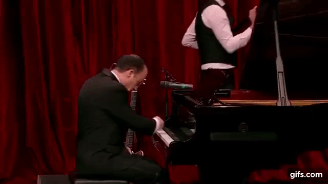 Ekranların En Sempatik İsmi: Tolga Çevik!