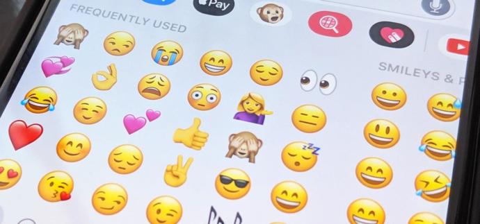 Erkeklerin Flört Döneminde Sıkça Kullandıkları Emojilerin Gerçek Anlamları