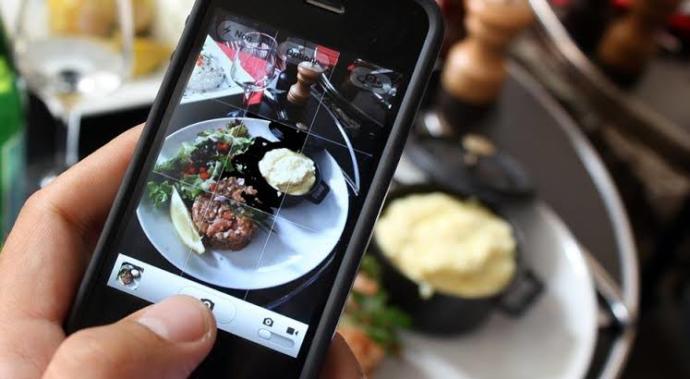Telefonu Yakıp Modemi Sökme İsteği Uyandırıyorlar: İnternette Karşılaştığımız En Uyuz İnsan Tipleri!