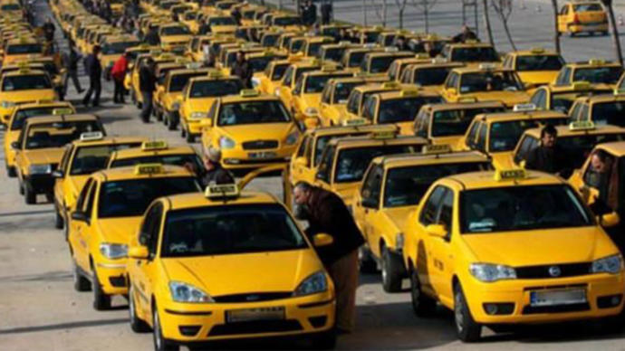 İstanbul'daki Taksilerde Zamlı Tarife Bu Gece Yarısından İtibaren Başlıyor