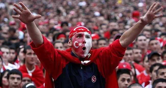 Makyaj Malzemelerini Erkekler Kullansaydı, Neler Yapardı?