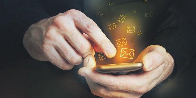 Aşk İlişkilerinde En Önemli Aparat Telefon ve Doğru Yöntemleri Neler?