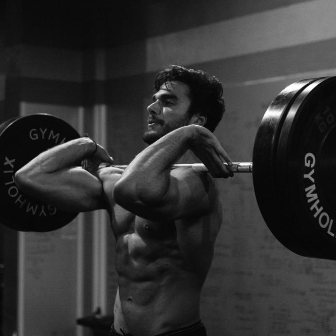 Crossfit mi, O mu Cazibeli: Son Yılların Yükselen Yıldızı Crossfit Sporunu Survivor Yarışmacısı Atakan Işıktutan ile Konuştuk
