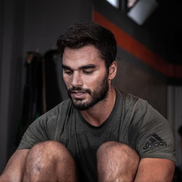 Crossfit mi, O mu Cazibeli: Son Yılların Yükselen Yıldızı Crossfit Sporunu Survivor Yarışmacısı Atakan Işıktutan ile Konuştuk