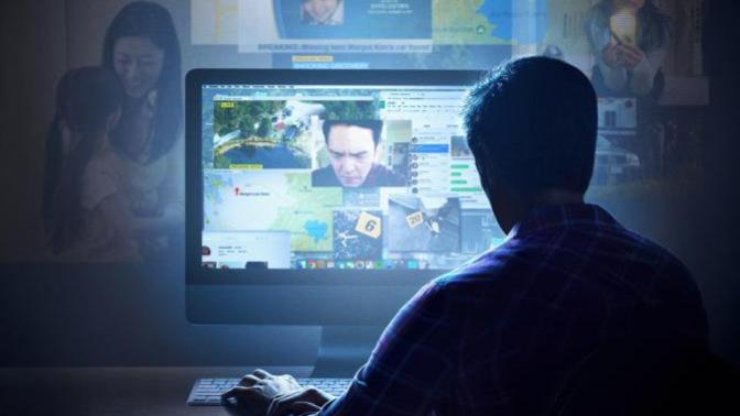 Kaybolan Kızını Bulmaya Çalışan Bir Babanın Çaresizliği: Searching