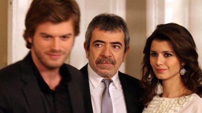 Aşk-ı Memnu: Dizi ve Kitap Arasındaki Farklar Nelerdir?