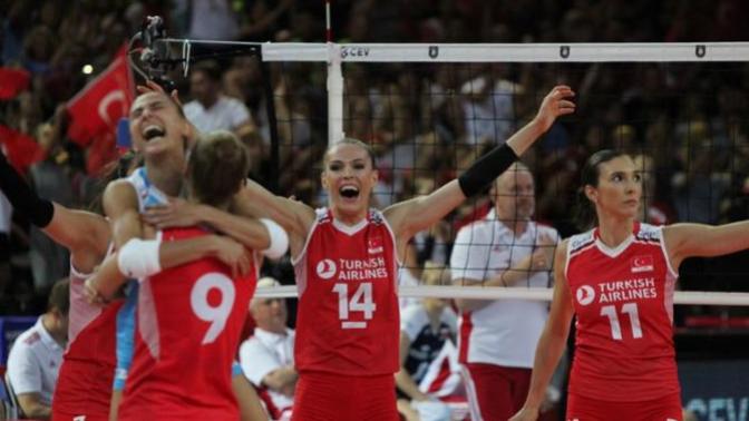 Filenin Sultanları 16 Yıl Sonra Finalde! (Türkiye 3-1 Polonya)